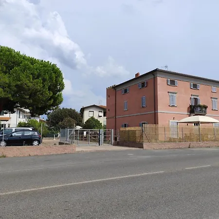 Appartamento Vada Exterior photo